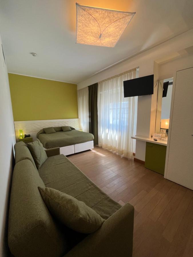 Hotel Mon Pays Riccione Zewnętrze zdjęcie