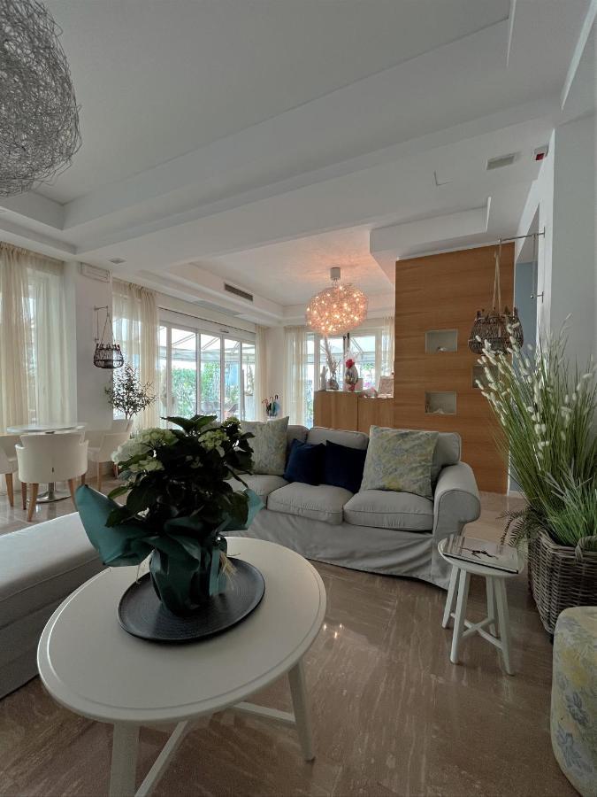 Hotel Mon Pays Riccione Zewnętrze zdjęcie