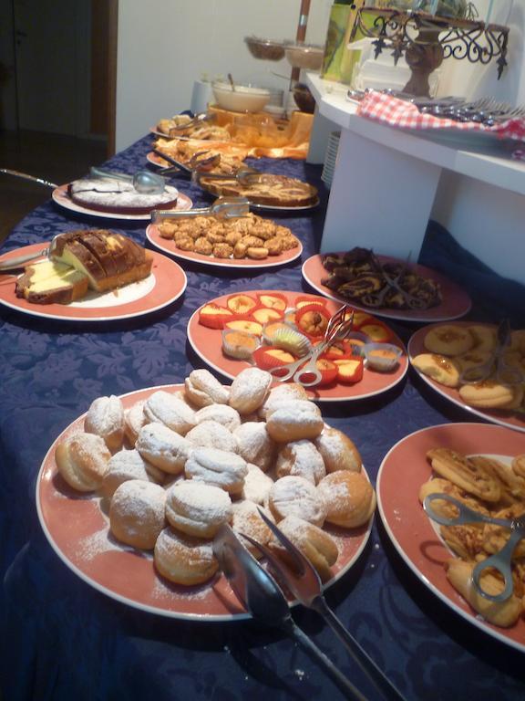 Hotel Mon Pays Riccione Zewnętrze zdjęcie