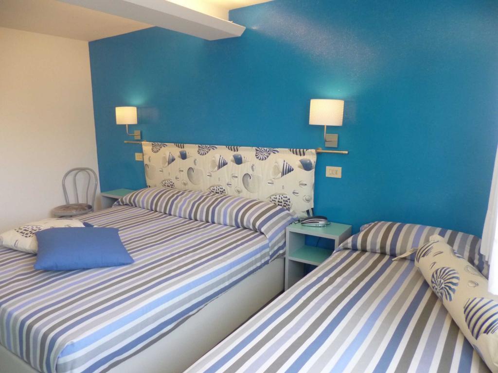 Hotel Mon Pays Riccione Zewnętrze zdjęcie